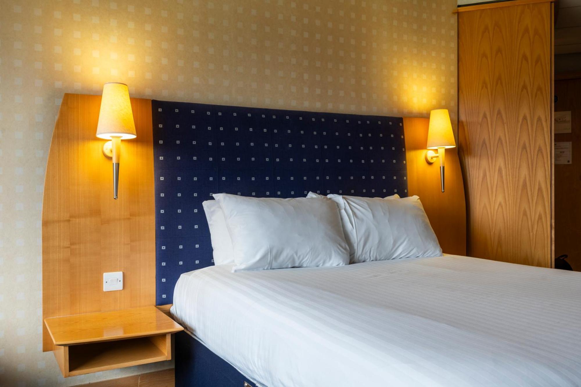 The Bolton Stadium Hotel, A Member Of Radisson Individuals Eksteriør billede