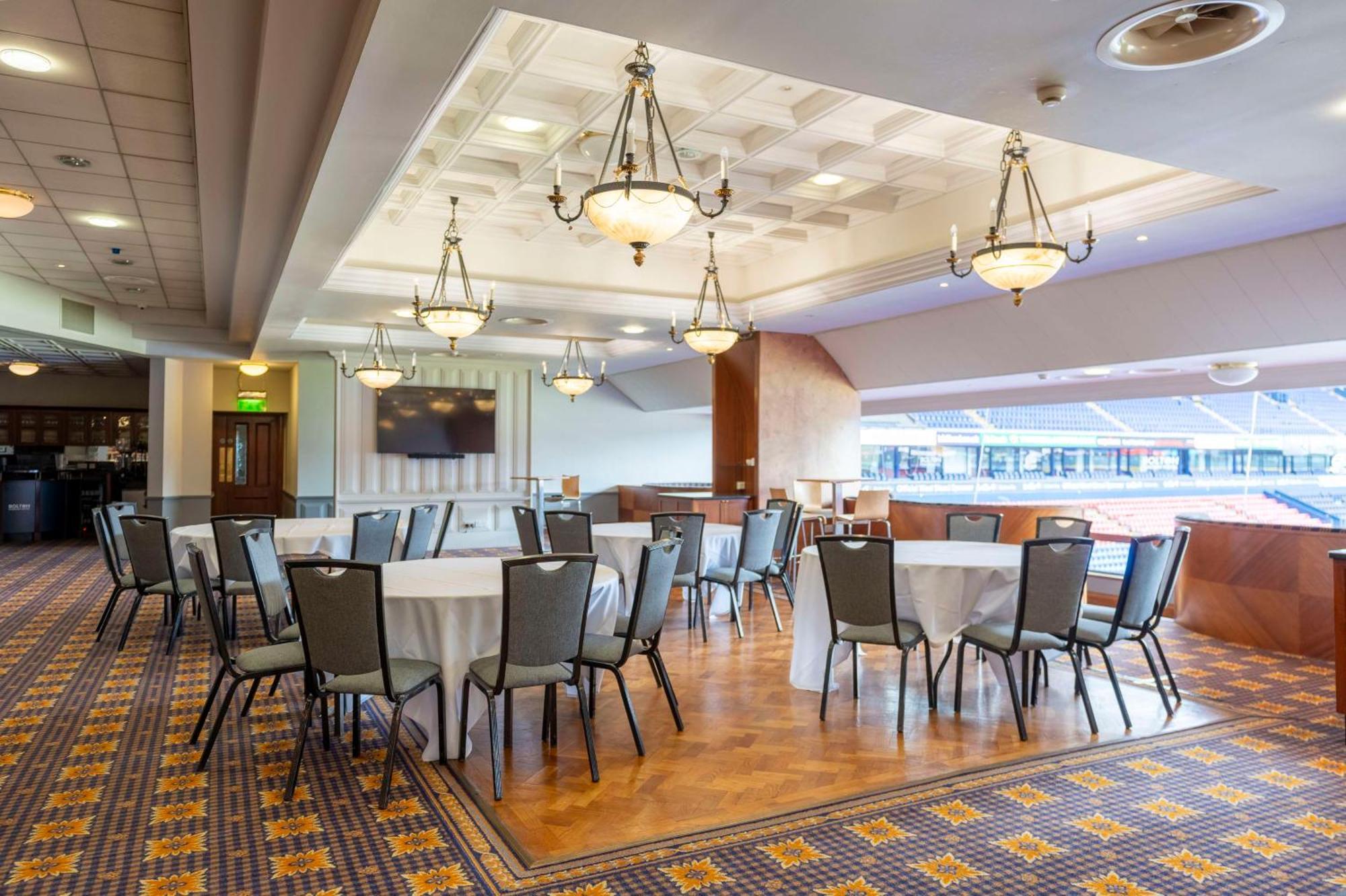 The Bolton Stadium Hotel, A Member Of Radisson Individuals Eksteriør billede