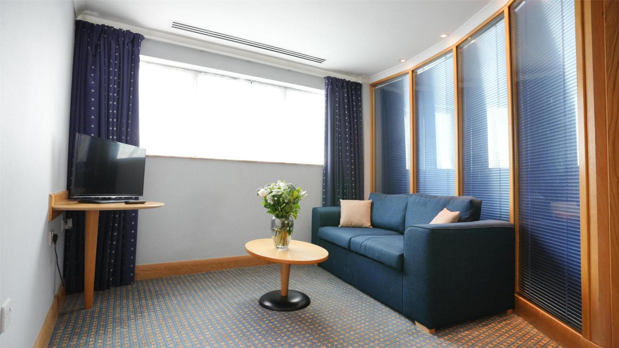 The Bolton Stadium Hotel, A Member Of Radisson Individuals Eksteriør billede