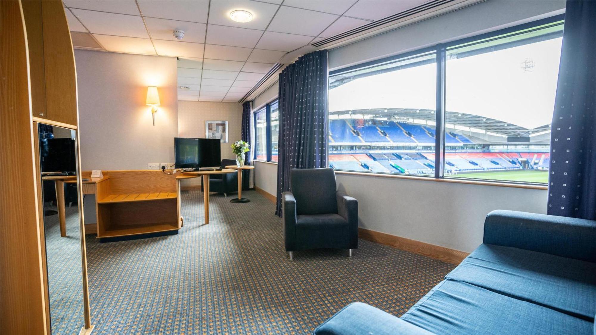 The Bolton Stadium Hotel, A Member Of Radisson Individuals Eksteriør billede